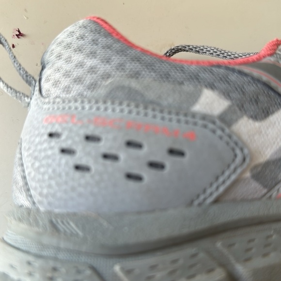Women’s gray  Acics gel-SCRRM4 size 8.5. - Picture 6 of 6
